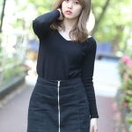竹内舞がクールな表情で登場!「目標は武道館でライブをすること。女優としても確立していきたい。」