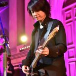 BREAKERZ、20thシングル「闇夜に舞う青い鳥」リリース！リリース記念イベントでは1000人で“ありがとりっしゅ！”