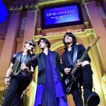 BREAKERZ、20thシングル「闇夜に舞う青い鳥」リリース！リリース記念イベントでは1000人で“ありがとりっしゅ！”