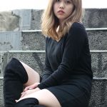 竹内舞がクールな表情で登場！「目標は武道館でライブをすること。女優としても確立していきたい。」