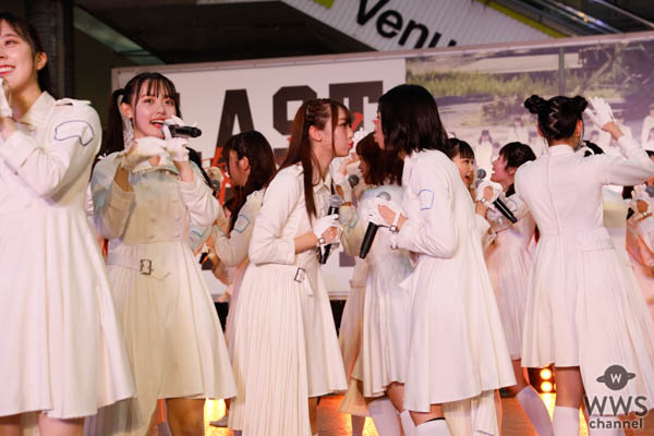 ラストアイドル、7thシングル『青春トレイン』発売記念イベントを開催！NON STYLE石田明がサプライズ出演でリアル「石田を探せ」が実現！
