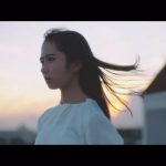 日向坂46・上村ひなのソロ曲MVが公開！