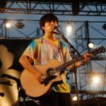 高橋優、主催フェスで1日目のトリ飾る！全員で『明日はきっといい日になる』熱唱 ＜秋田CARAVAN MUSIC FES 2019＞