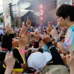 高橋優、主催フェスで1日目のトリ飾る！全員で『明日はきっといい日になる』熱唱 ＜秋田CARAVAN MUSIC FES 2019＞