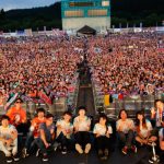 高橋優、主催フェスで1日目のトリ飾る！全員で『明日はきっといい日になる』熱唱 ＜秋田CARAVAN MUSIC FES 2019＞