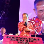 yonigeが「KOYABU SONIC 2019」初日のステージに登場！池乃めだかとコラボ実現！？