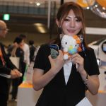【写真特集】神尾美月、安藤まいら美人コンパニオンがクールな衣装で登場！CEATEC 2019 タイコエレクトロニクスジャパンを盛り上げる！