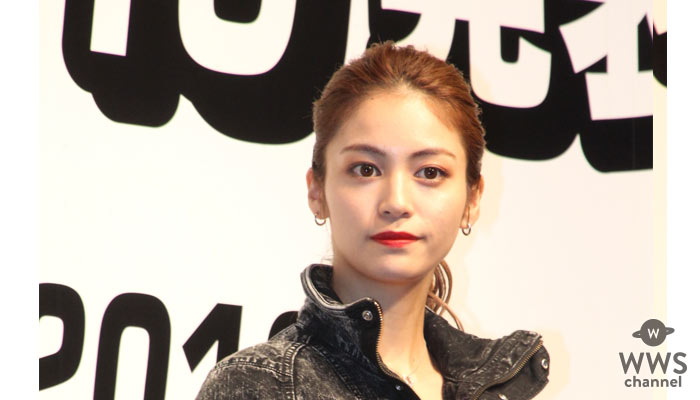 E-girls・楓が私服ジーンズつなぎで登場！ベストジーニスト2019、協議会選出部門受賞！「これからも変化と挑戦を恐れずに」