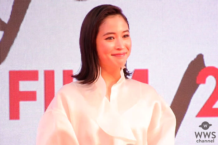 【動画】女優・広瀬アリスが第32回東京国際映画祭レッドカーペットに登場！