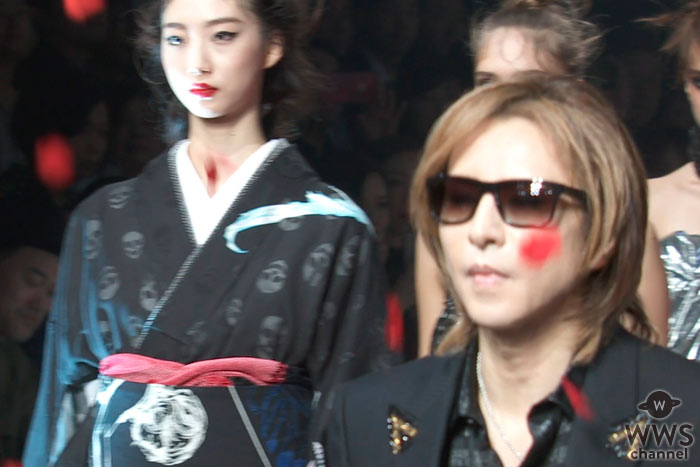 【動画】X JAPAN YOSHIKIが着物ショーのフィナーレでモデルウォーキング！Violet UK『ROSA』に合わせてピアノ演奏！