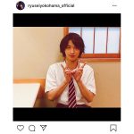 横浜流星が『4分間のマリーゴールド』制服ショット公開！「ブレザー姿、神〜」と歓喜の声も