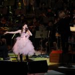 小柳ゆき、世界的指揮者・西本智実を迎えておくる20thアニバーサリーのクリスマス特別公演が決定！！