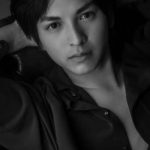 M!LK、色気たっぷりのソロショット公開！初ファッションブック12月発売