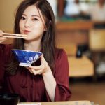 乃木坂46・白石麻衣がOLになって『with』再登場！ロングインタビューからメイキング動画も