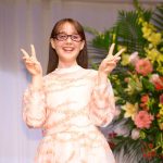 トリンドル玲奈「自分に似合うサングラスを見つけて楽しみたい」！サングラス部門（女性）で「第32回 日本 メガネ ベストドレッサー賞」受賞