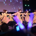 日向坂46が東京モーターショー野外ステージでドローンとコラボライブ！元乃木坂46・永島聖羅がトークショーに登場！