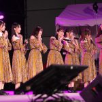 日向坂46が東京モーターショー野外ステージでドローンとコラボライブ！元乃木坂46・永島聖羅がトークショーに登場！
