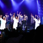 AI、20周年記念プレミアムライブで一流ミュージシャン達総勢23名と大迫力のパフォーマンス！