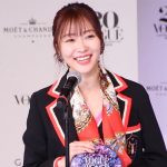 【動画】指原莉乃が「VOGUE JAPAN WOMEN OF THE YEAR 2019」受賞式に笑顔で登場！