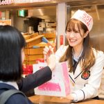NMB48メンバーが大阪・有名店のスタッフに！「５５１蓬莱×NMB48キャンペーン」