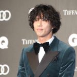 賀来賢人がブレイクスルー・アクター・オブ・ザ・イヤー賞を受賞！＜GQ MEN OF THE YEAR2019＞