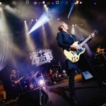 つるの剛士、豪華ゲストを迎えた25周年記念ライブツアーのファイナル公演を東京・国際フォーラム ホールCにて開催！