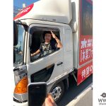 木梨憲武、新橋SL広場に続き週末も東十条・赤羽の演歌レコード店でサプライズイベント実施！秋葉原、上野にアドトラックで出没！！