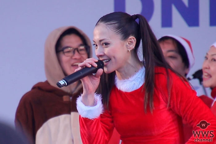 【動画】土屋アンナ、サンタ衣装でクリスマスソングを熱唱！＜東京グレートサンタラン2019＞