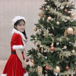AKB48 向井地美音ら15期生がサンタコス写真を続々投稿！込山榛香は「もう何も着てないも同然サンタ」！？