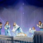 日向坂46、2020年12月に東京ドーム公演が決定！「ひなくり2019」でサプライズ発表