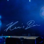 平井堅、恒例の「Ken’s Bar」クリスマス公演を初上海にて開店!