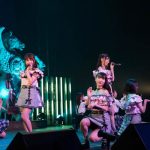 ラストアイドル、2周年記念コンサートをクリスマスに開催！番組MCを務める霜降り明星がサプライズ乱入！