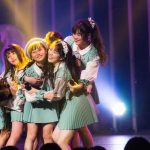 ラストアイドル、2周年記念コンサートをクリスマスに開催！番組MCを務める霜降り明星がサプライズ乱入！