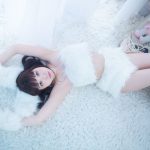 春奈るな、耽美な世界観追求の1st写真集リリース！書き下ろしの詩にも注目