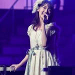 AKB48 柏木由紀、ソロ曲『夜風の仕業』で美声を響かせる＜AKB48リクアワ2020＞