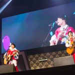 【ライブレポート】ステージ史上最年少？人気ギターデュオ・さくらしめじが東京オートサロン2020のステージでフレッシュなライブを展開