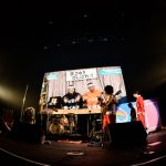 【ライブレポート】四星球が作り上げた笑顔で溢れたショータイム＜COUNTDOWN JAPAN 19/20＞