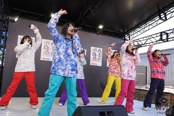 CROWN POP、渋谷の屋上で雪が降る中サードシングル「真っ白片思い」を披露！！
