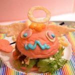 『KAWAII MONSTER CAFE HARAJUKU』に恋する乙女を応援するカラフルなメニューが登場！