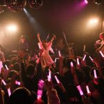 春奈るな、渋谷にて真冬のプレミアムライブ＆FCイベント開催！3/18（水）発売の新曲「PEACE!!!」を披露！！