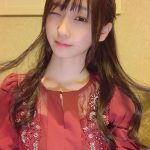 伊織もえがロングヘアーの清楚系お嬢様カットを公開！「激しく可愛い」「長い髪も似合ってます！」