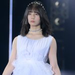 日向坂46 小坂菜緒が東京ガールズコレクションのランウェイに登場！＜TGC 2020 S/S＞