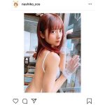 桃月なしこ、背中が大きく開いた窓際グラビアに釘付け！「美しすぎる」「目のやり場に困ります」