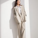 中村アン、レディスブランド『23区』とのコラボ第2弾。大人の女性のためのロングシャツ販売