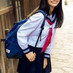 令和の女王・豊田ルナがヤンマガ表紙巻頭グラビアを披露！