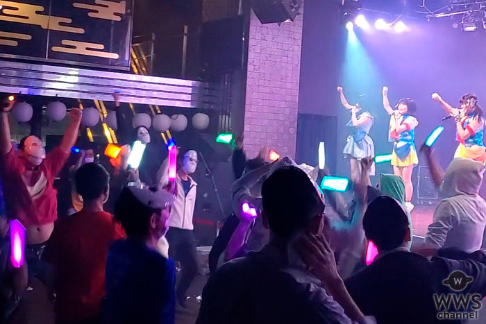 【動画】秋葉原・仮面女子CAFEが新型コロナウイルスに負けじと観客全員マスク＆仮面着用ライブで盛況！
