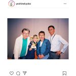芳根京子が藤村Dらと『チャンネルはそのまま！』集合写真公開！「ゆーきーまーるー」「文句なしの代表作の一つですね！」
