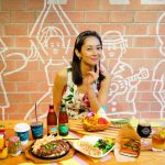 伊東美咲がハワイ「ワイキキ・フードホール」のアンバサダーに就任