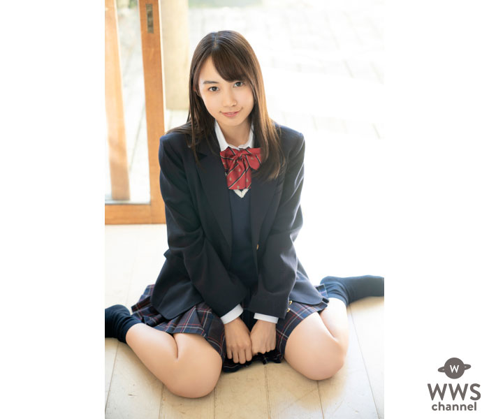 ハタチの現役女子高校生・黒木ひかりの制服アザーショット公開！