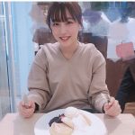 SKE48 鎌田菜月、パンケーキを前に癒しの笑顔「自分磨き、歯磨きは大切ね」